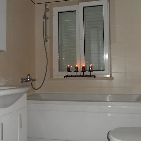 아파트 Apartment Zaton *